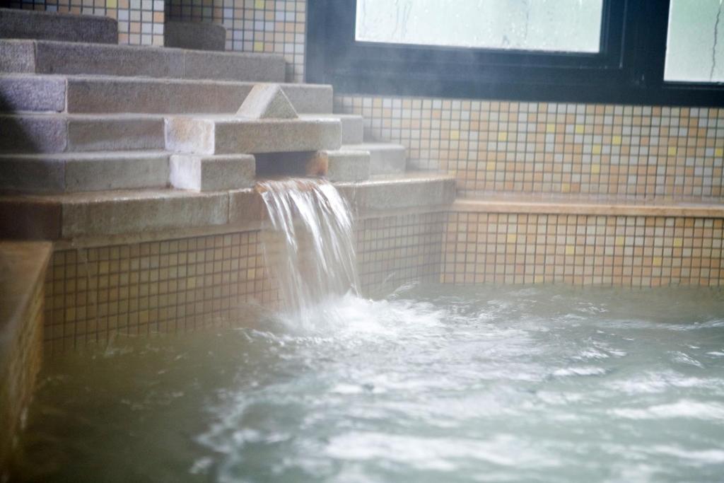 Chat Hot Spring Resort Keelung Exterior photo
