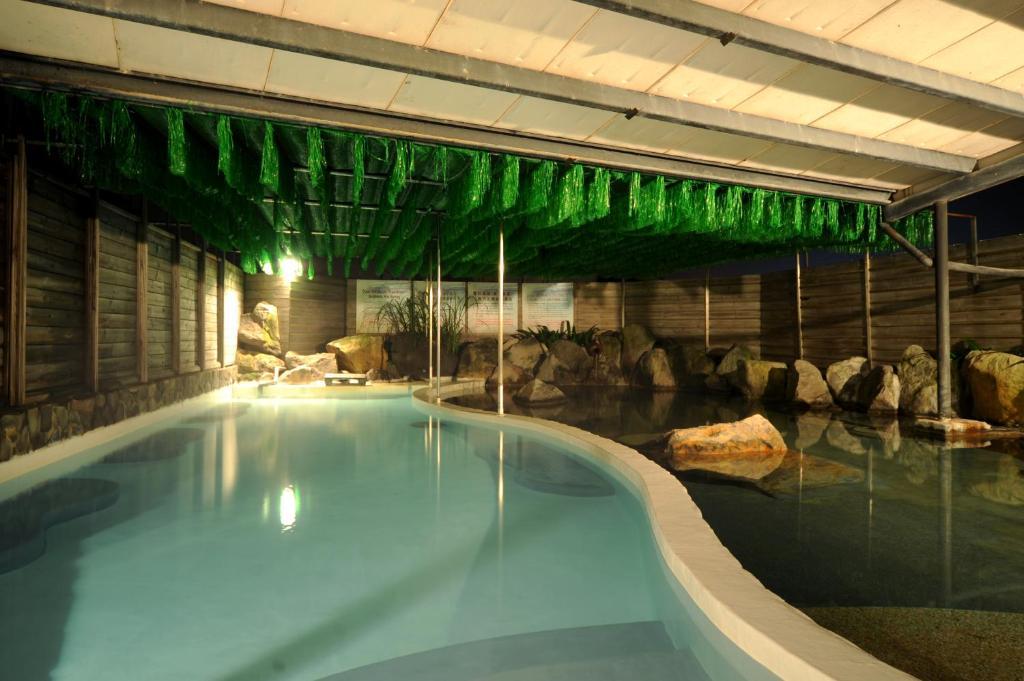 Chat Hot Spring Resort Keelung Exterior photo